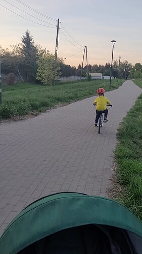 VideoCapture_20250429-090246